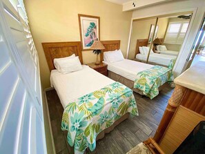 2 bedrooms, in-room safe, desk, iron/ironing board - Ocean-Front jewel & amazing views, here the ocean is your backyard. (Lahaina)