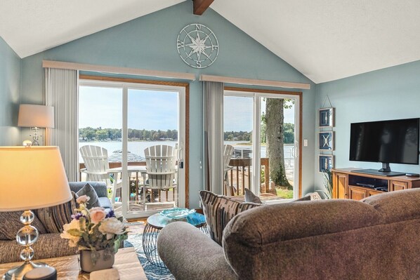 Smart TV, fireplace, video games, DVD player