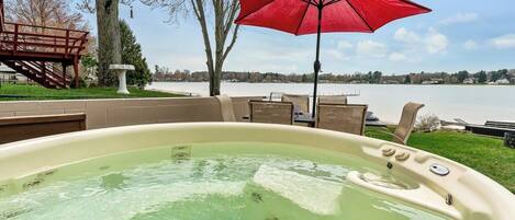 Bañera de hidromasaje exterior