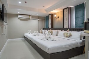 Family Oda | Masa, ücretsiz kablosuz İnternet, çarşaf takımı