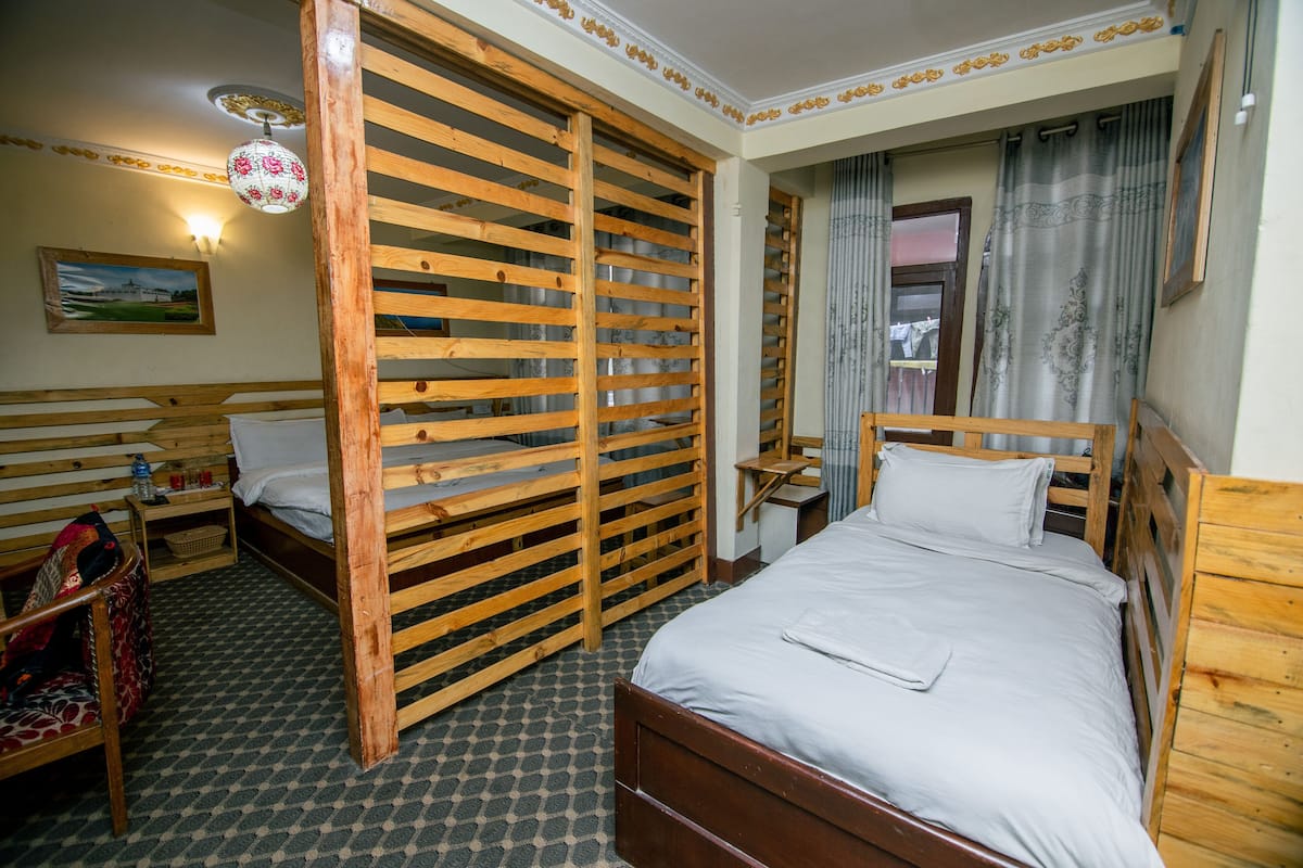 3 slaapkamers, bedden met traagschuimmatras, een kluis op de kamer