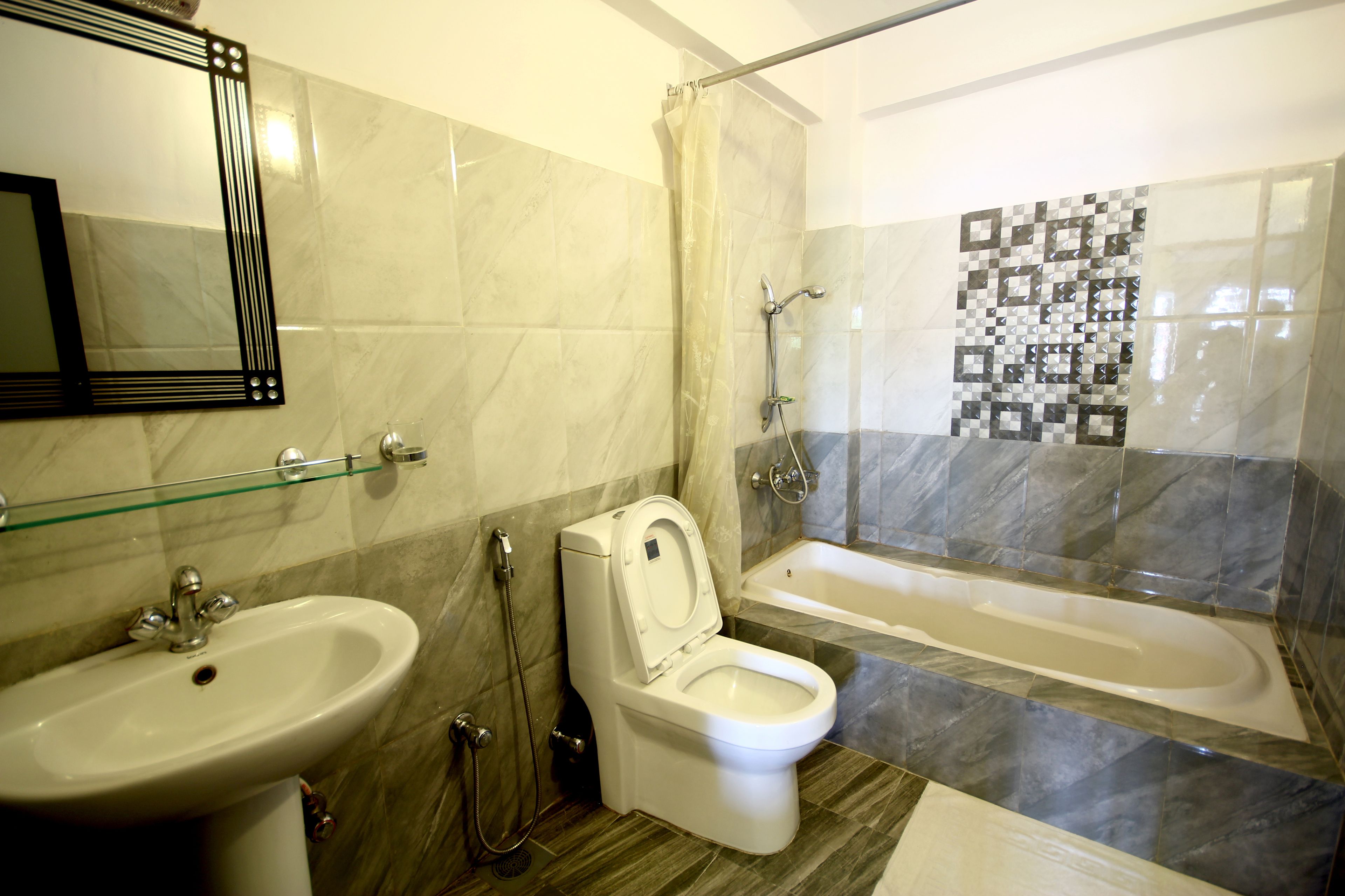 family room | bathroom | free toiletries, hair dryer, towels
