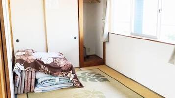 传统公寓, 允许带宠物 (Japanese Style, A 602) | 办公桌、免费 WiFi、床单