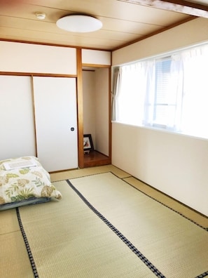 Japanese Western Style Apartment C, 502, No pets allowed | Desk, free WiFi, bed sheets