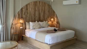 Room Type T  | 1 bedroom, in-room safe, rollaway beds, free WiFi