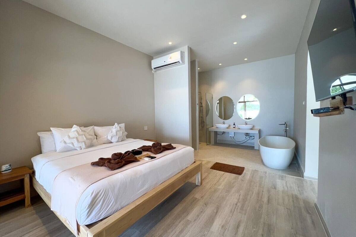 beach front pool villa | 1 bedroom, in-room safe, rollaway beds, free wifi