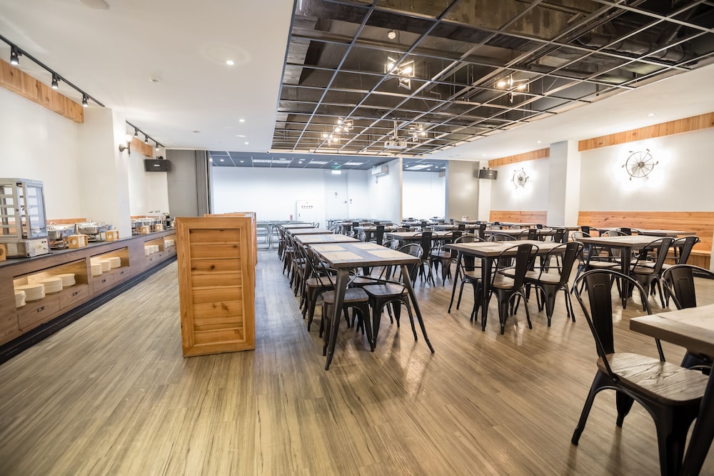 Travelers Inn Tiehua cultural and creative Hall by null