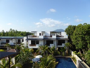 Indoor pool, outdoor pool