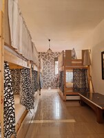 Dormitório compartilhado | 1 quarto, Wi-Fi de cortesia, roupa de cama