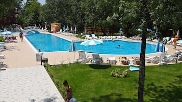 Buitenzwembad