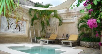 The Villa Luxury Suites Hotel