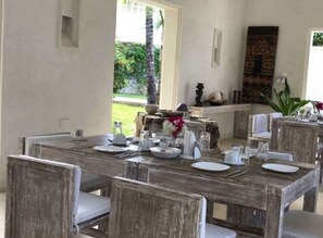 Breakfast area - The Villa Luxury Suites Hotel (Diani Beach)