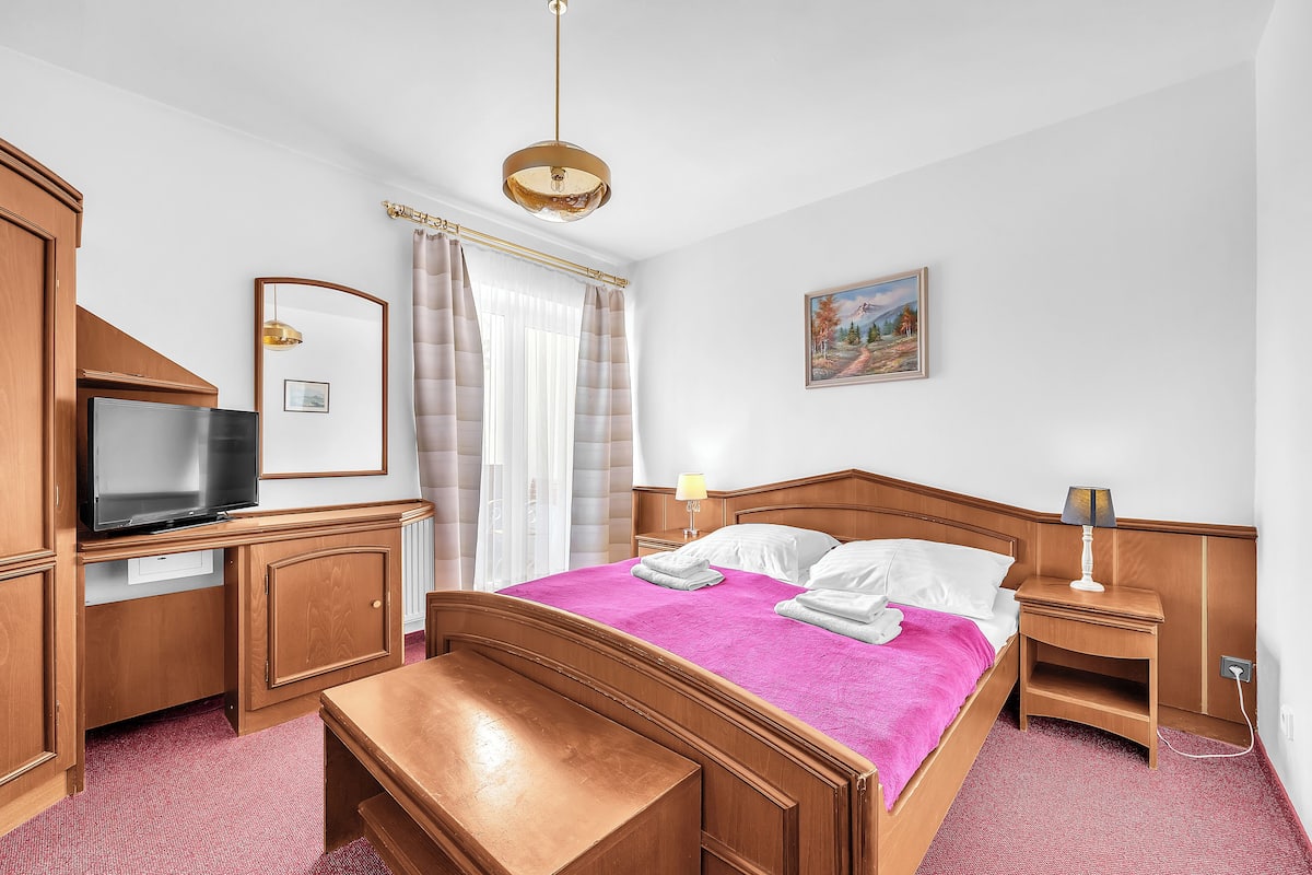 Minibar, Zimmersafe, laptopgeeigneter Arbeitsplatz