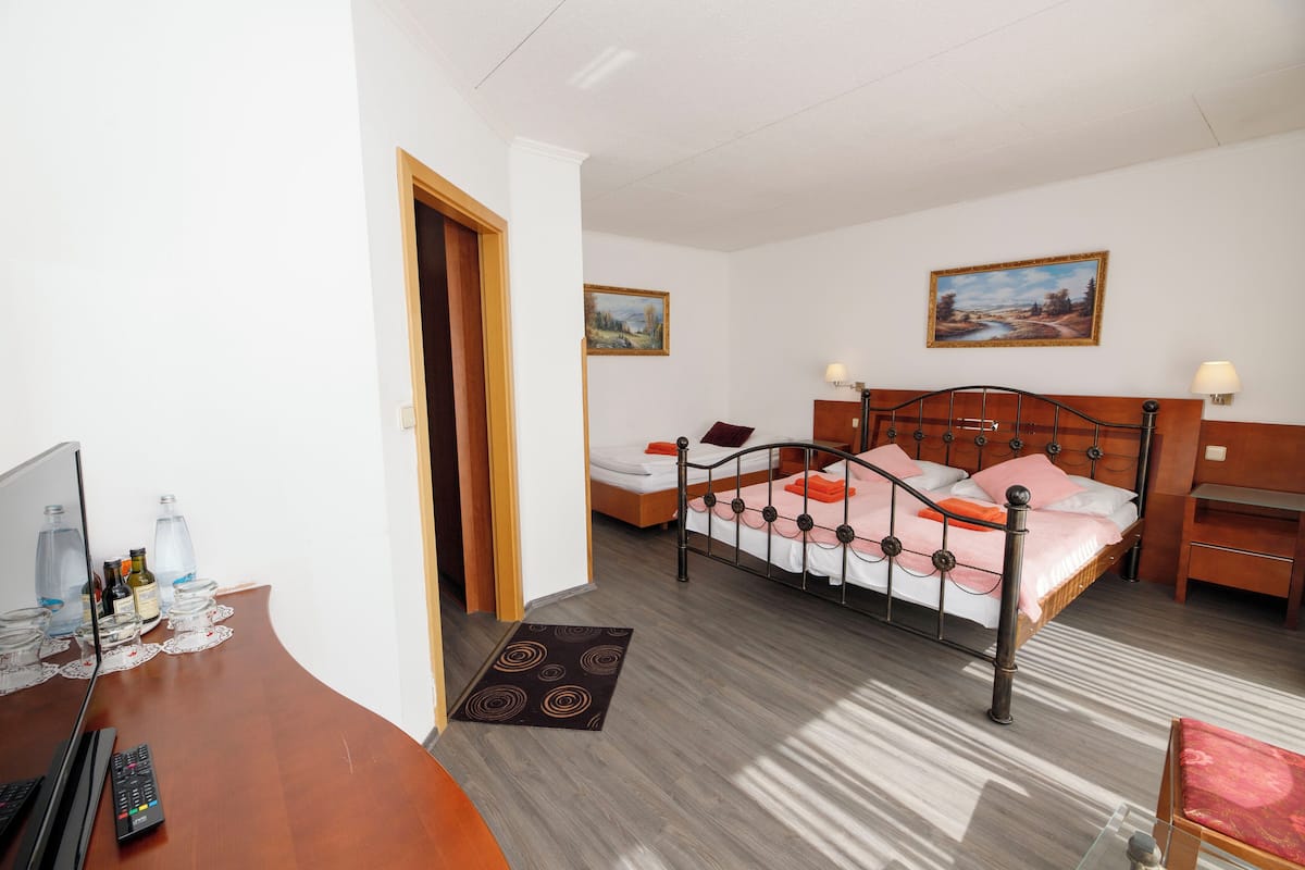 Minibar, coffres-forts dans les chambres