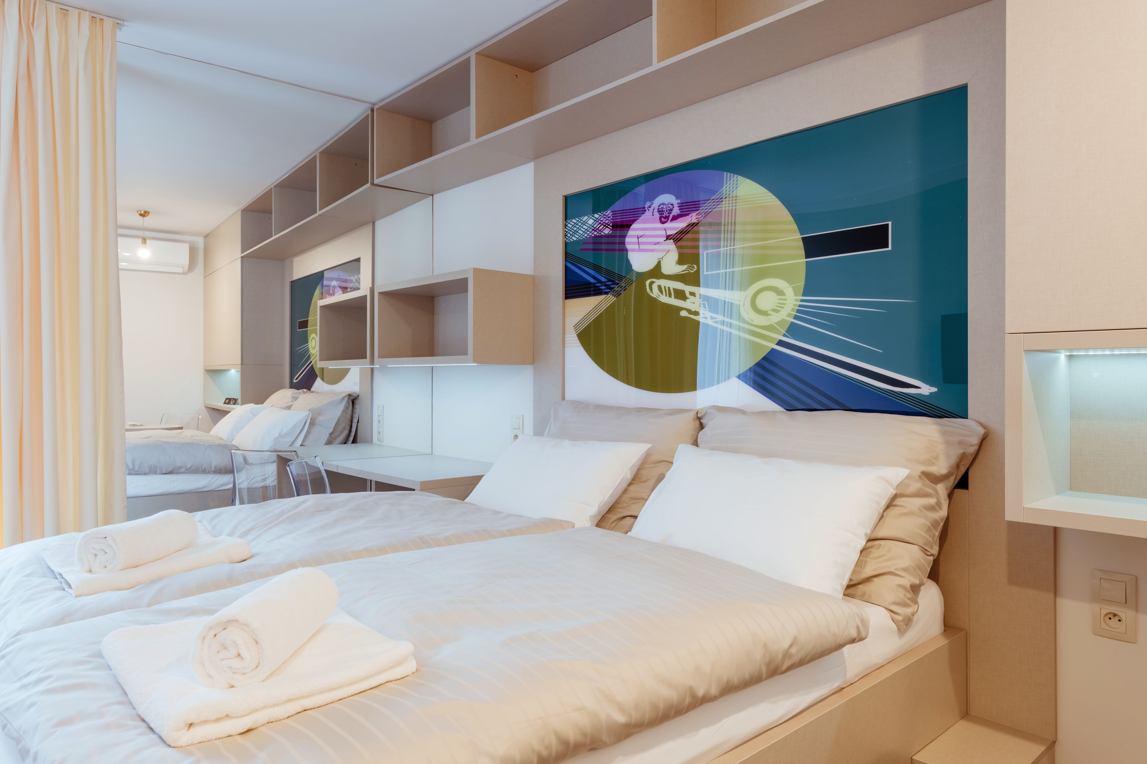 1 bedroom, Egyptian cotton sheets, premium bedding