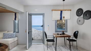 Luxury Suite with Panoramic Sea View | Roupas de cama de algodão egípcio, roupas de cama antialérgicas