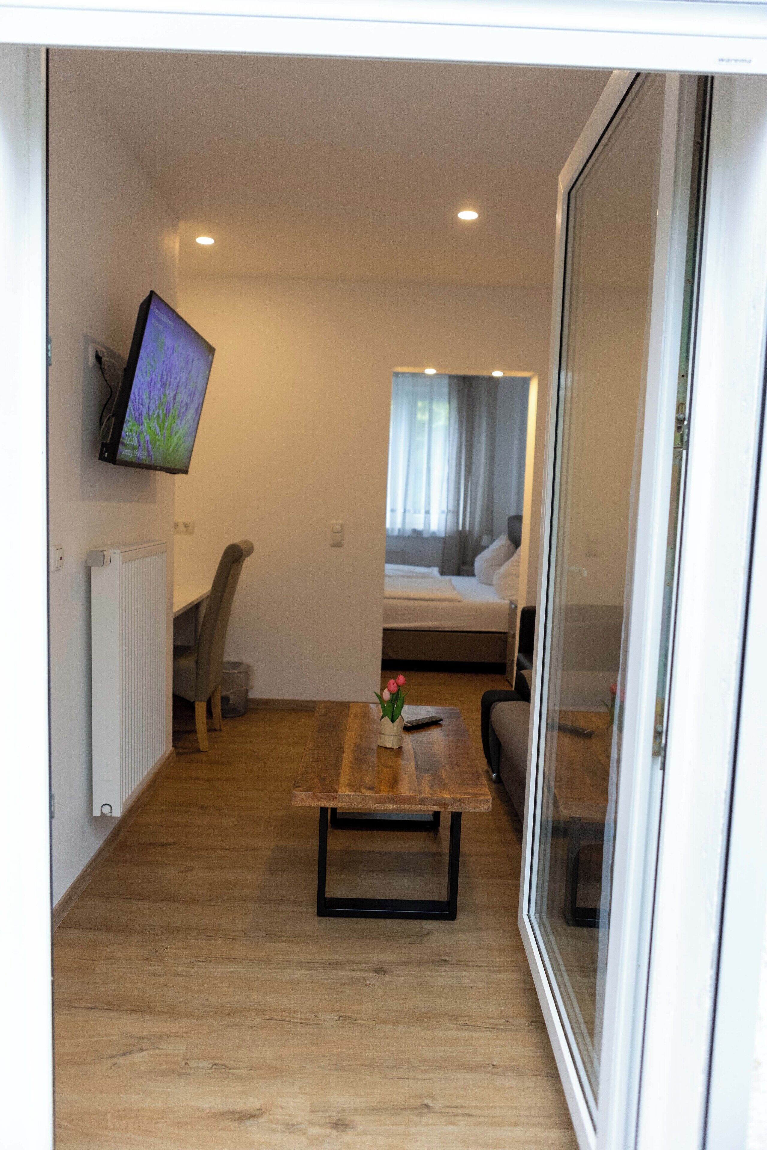 ห้องบิสซิเนสดับเบิล, 1 ห้องนอน, วิวสวนสาธารณะ, ติดสวน | ตู้นิรภัยในห้องพัก, โต๊ะทำงาน, ห้องเก็บเสียง, Wi-Fi ฟรี