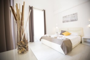 Premium bedding, in-room safe, desk, soundproofing