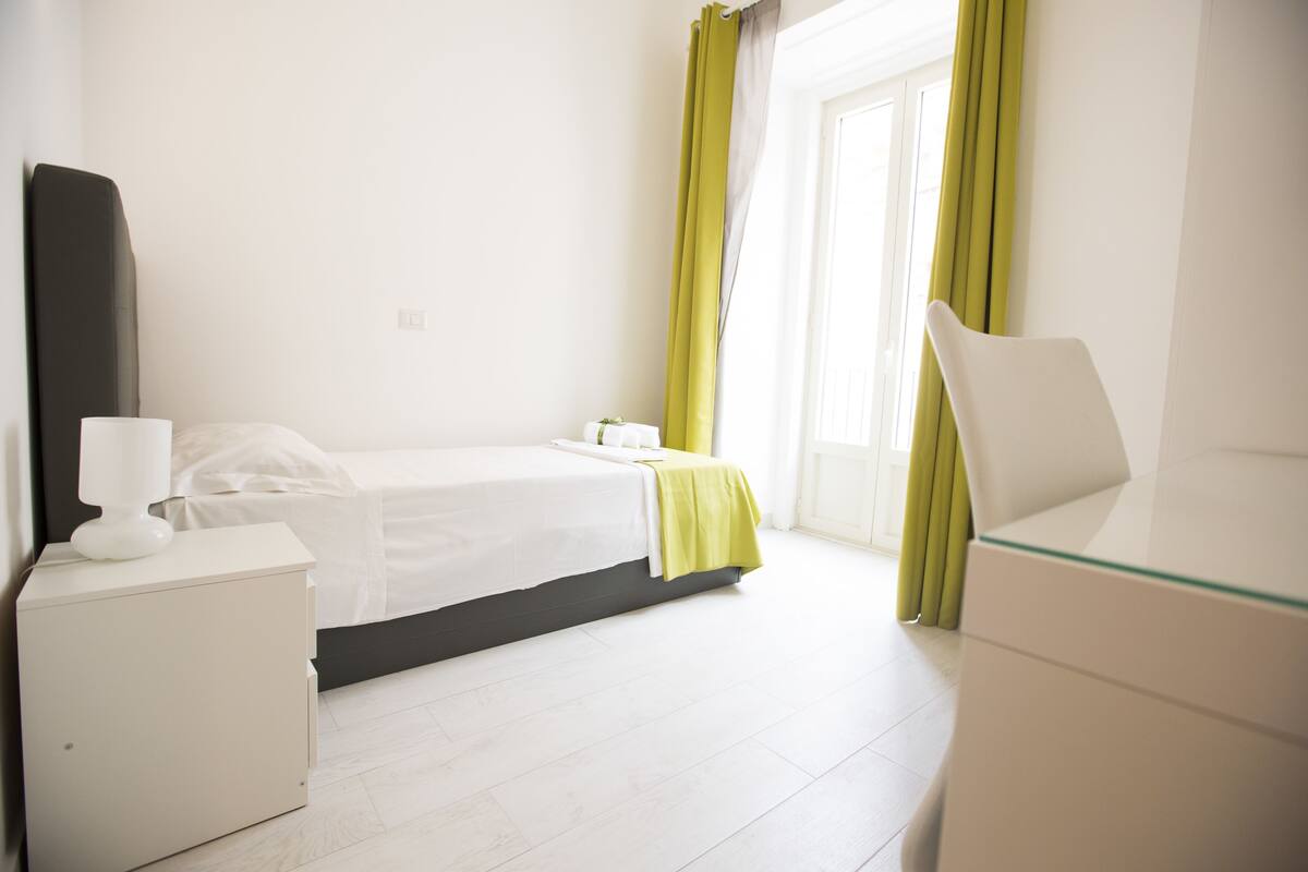 Premium bedding, in-room safe, desk, soundproofing