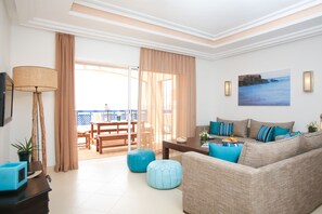 Apartment, 2 Bedrooms | Living room | 32-inch flat-screen TV with satellite channels, TV - ApartHotel Eden Beach (Tamri)