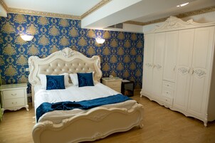 Quarto solteiro | Frigobar, cofres nos quartos, escrivaninha, quartos à prova de som