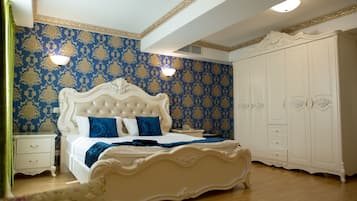 Chambre Double Supérieure | Minibar, coffres-forts dans les chambres, bureau, chambres insonorisées