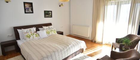 Superior Double Room, 1 King Bed, Balcony, Garden View
