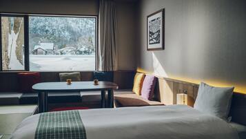 Minibar, in-room safe, free WiFi