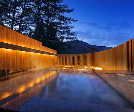 Public bath. Hoshino Resorts KAI Alps