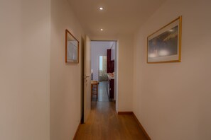 Interior - Italianway   - Vincenzo Monti (Milan)