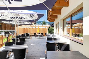 Front of property - Hotel Schneeberger (Wildschönau)