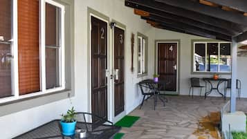 Phòng đôi hoặc 2 giường đơn phong cách cổ điển, 1 phòng ngủ | Hiên