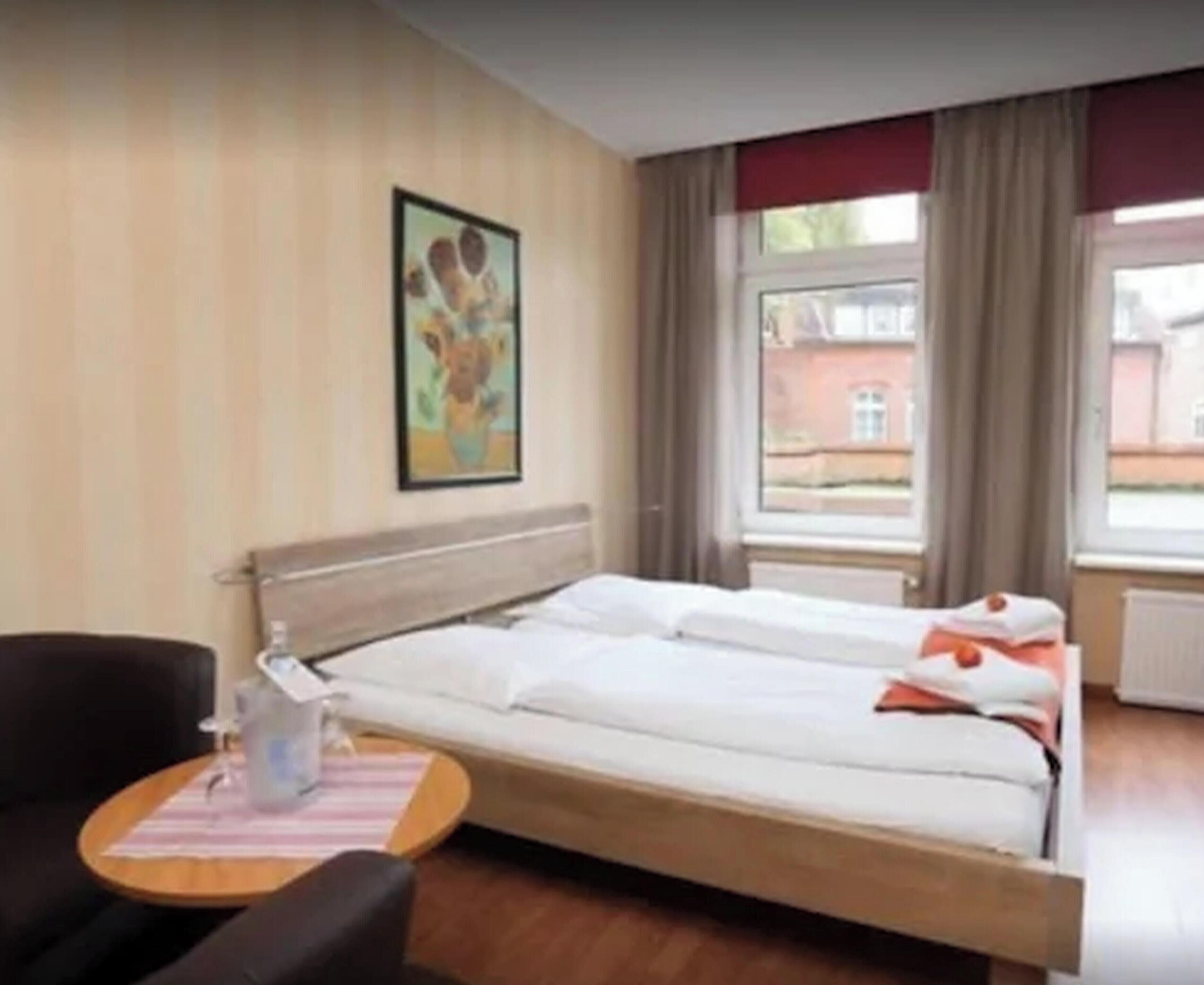 In-room safe, desk, soundproofing, iron/ironing board