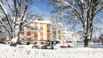 Facciata della struttura