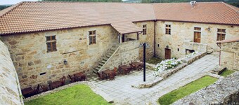 Monasterio y Pensión de Moraime