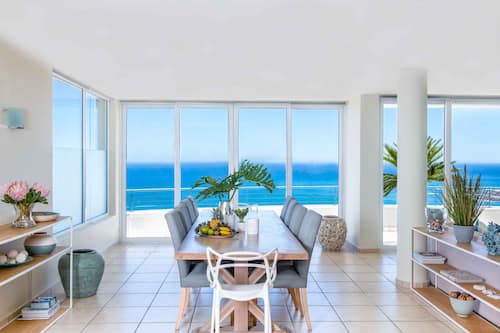 Exclusive-Penthouse, 3 Schlafzimmer, Meerblick, Bergseite | Esszimmer