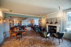 Lobby - Banyers House (Royston)