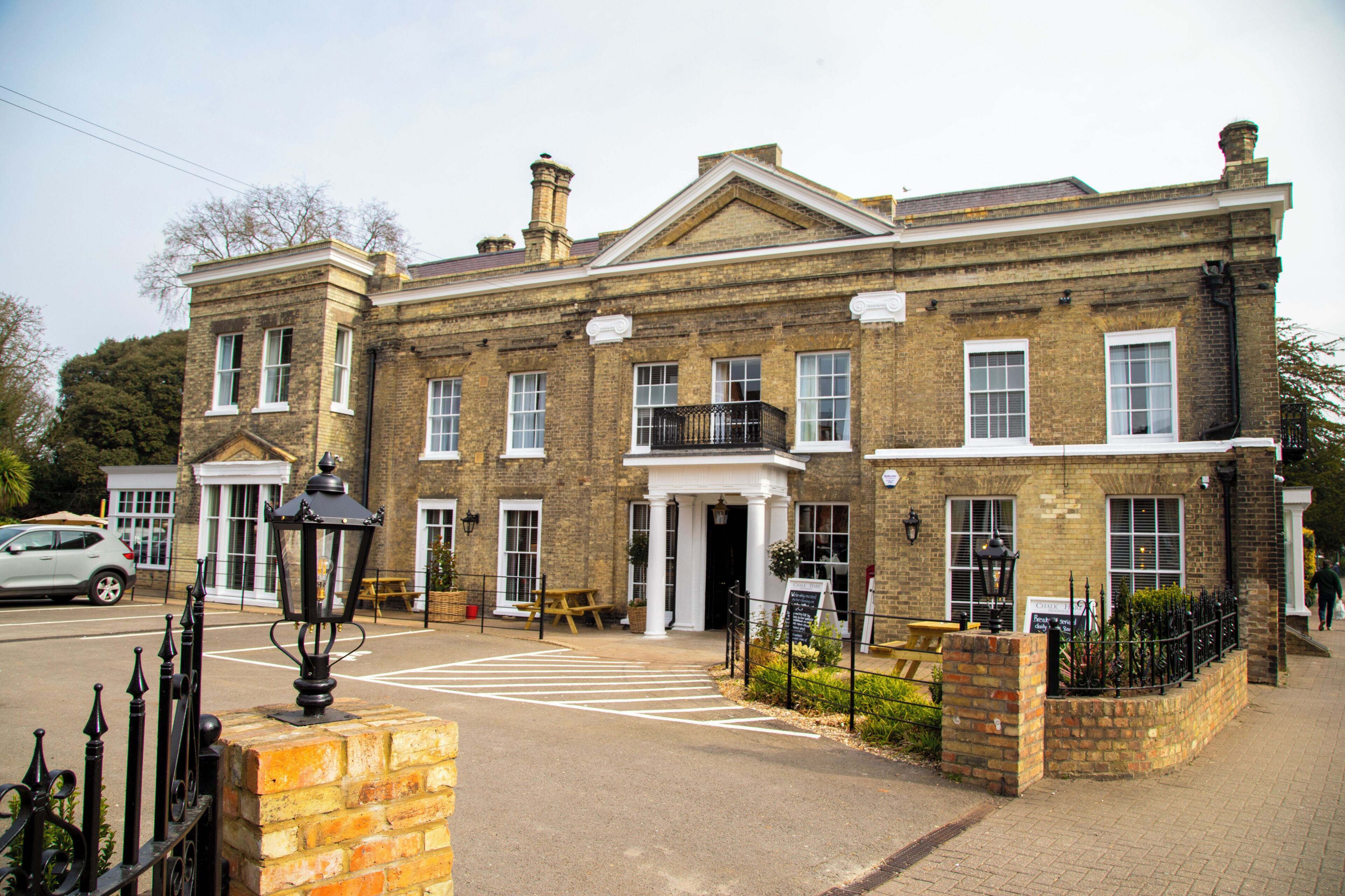 واجهة المنشأة