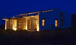 Front of property - evening/night - Vrisch Gewagt (Prince Albert)