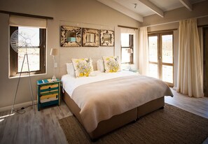 1 bedroom, Egyptian cotton sheets, premium bedding