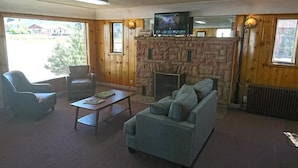 Unclassified image, 3 of 30, button - Caribou Lodge and Motel (Soda Springs)