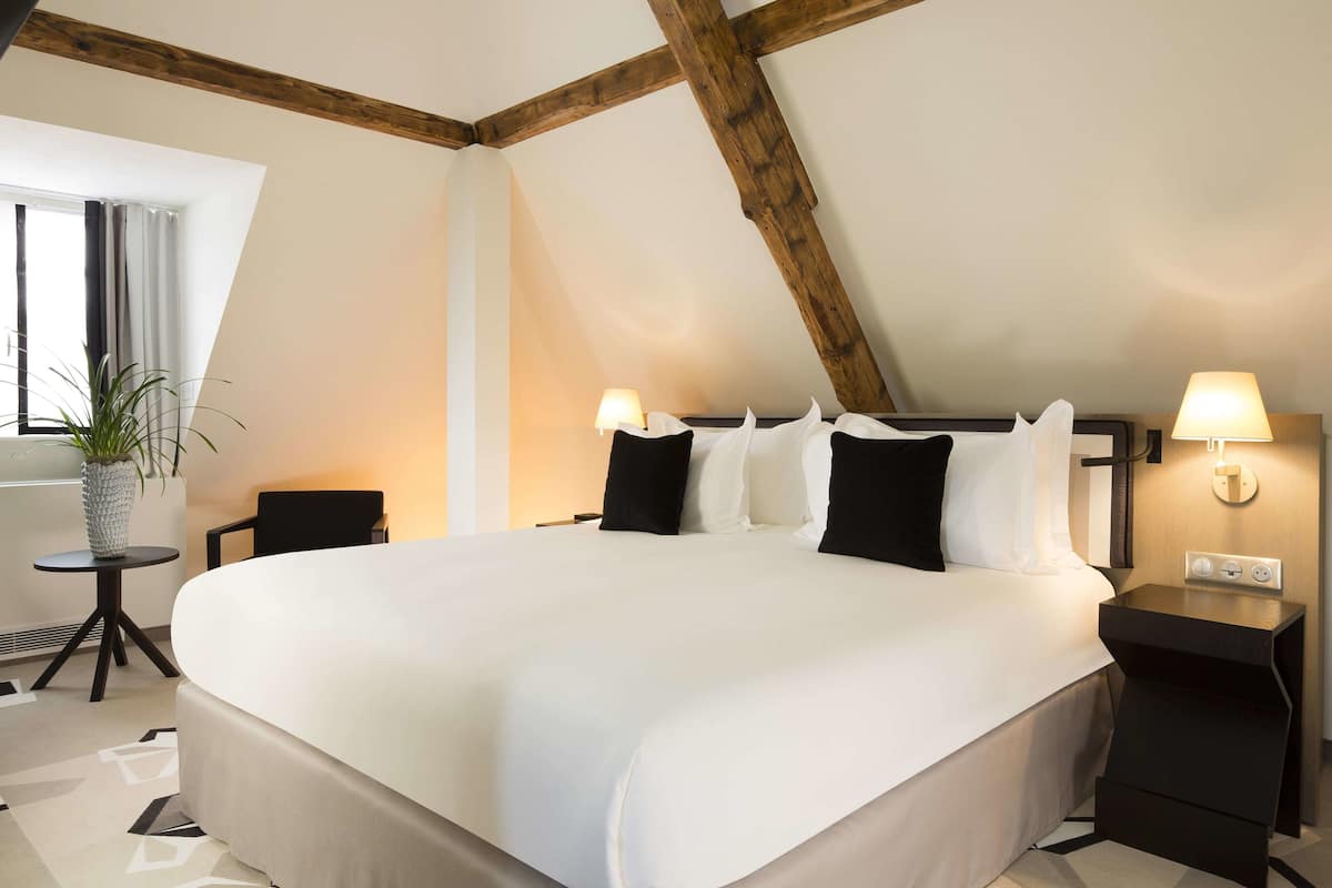 Deluxe-Doppelzimmer | Hochwertige Bettwaren, Zimmersafe, schallisolierte Zimmer