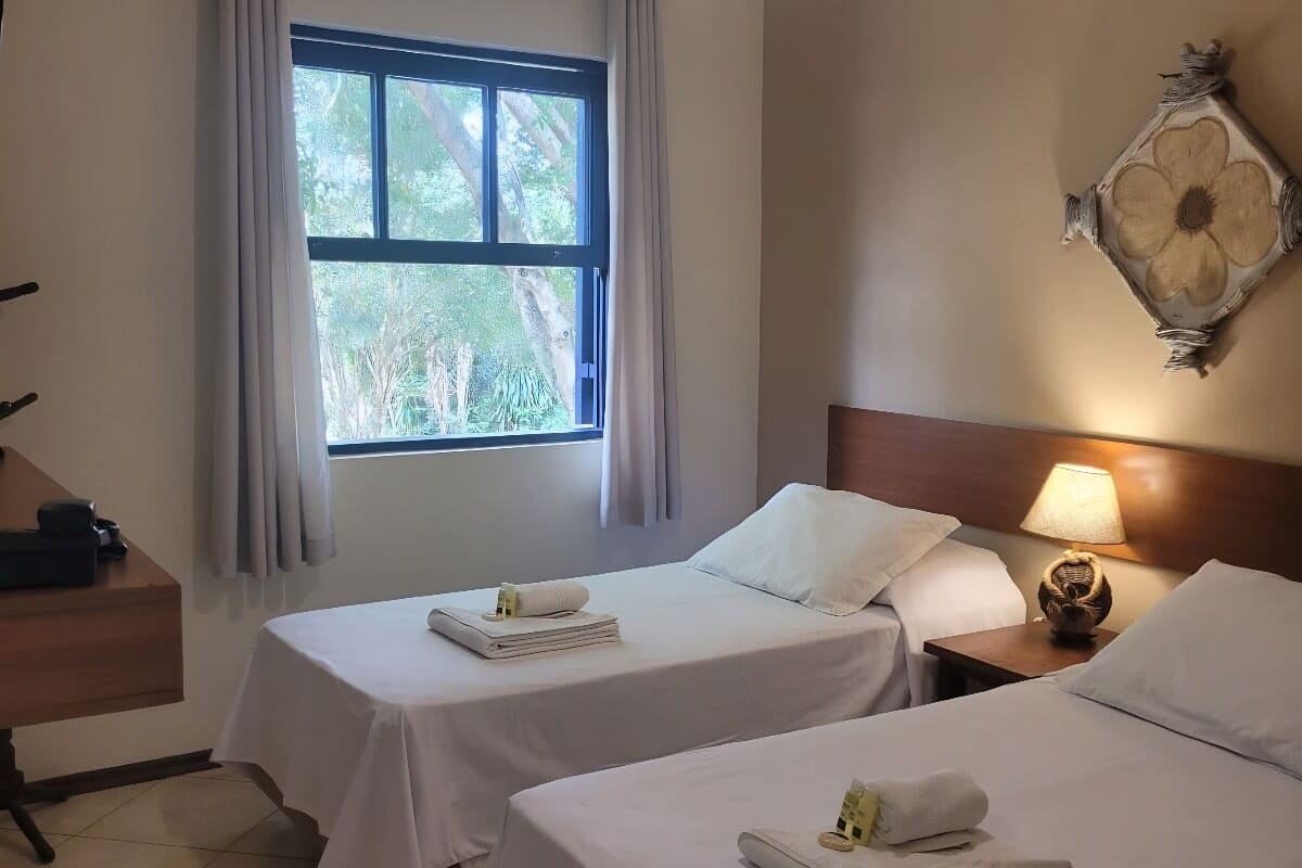 Quarto standard (Morada Das Flores) | Free WiFi, bed sheets