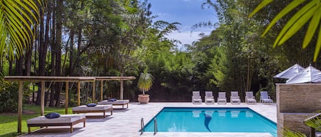 Indoor pool, pool loungers