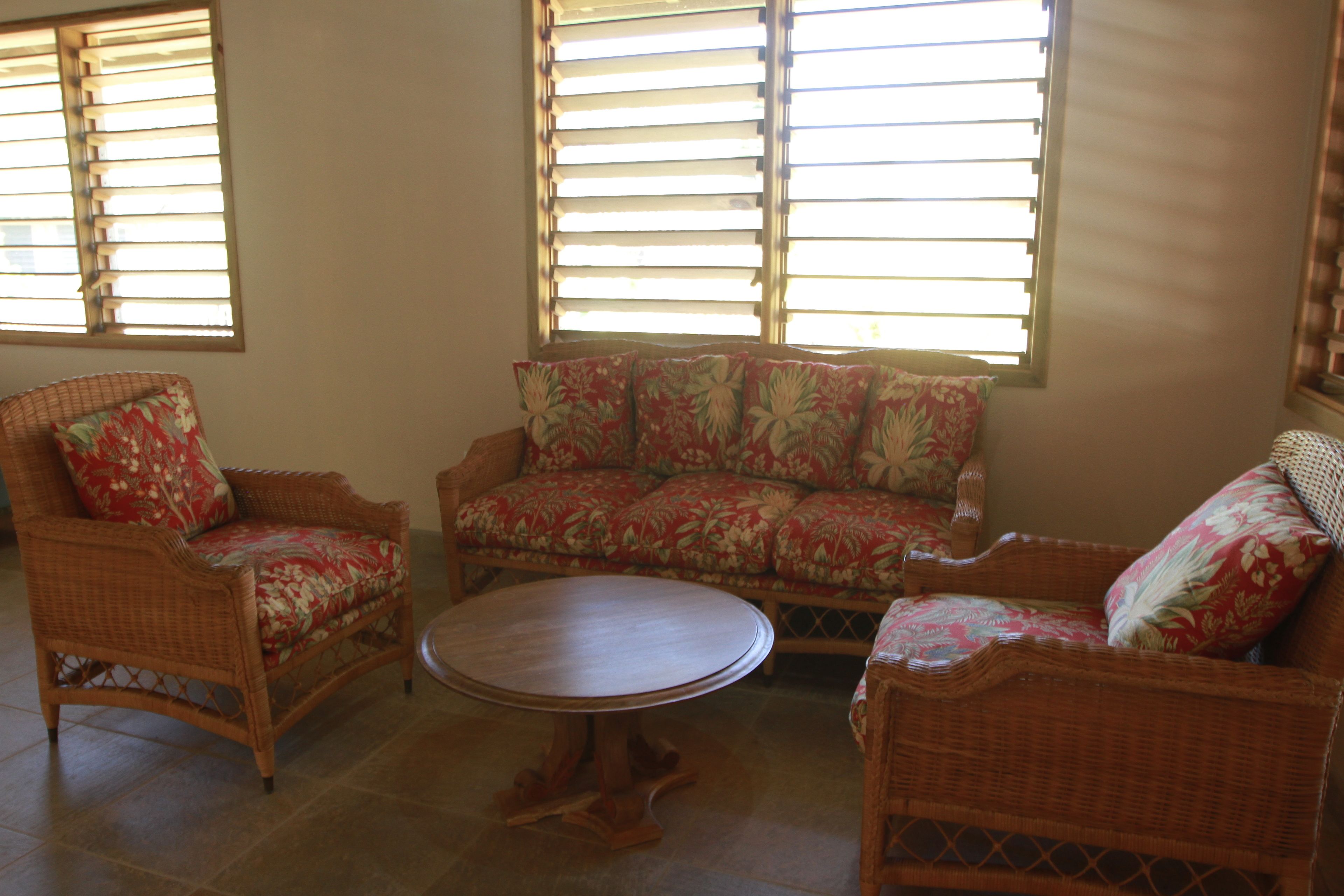 Top 5 Dive Resorts In Guanaja, Honduras Trip101