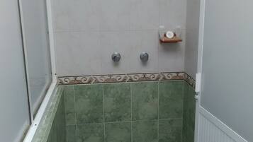 Suite, 2 Bedrooms | Bathroom | Shower, free toiletries, towels