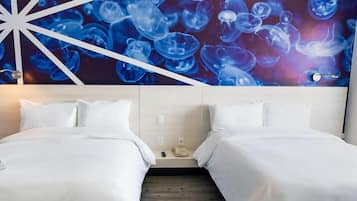 Premium bedding, in-room safe, individually decorated