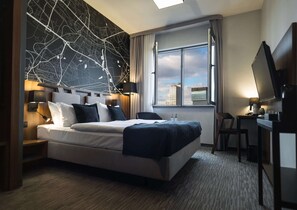 Camera Superior, 1 letto king, non fumatori | Biancheria da letto di alta qualità, una cassaforte in camera