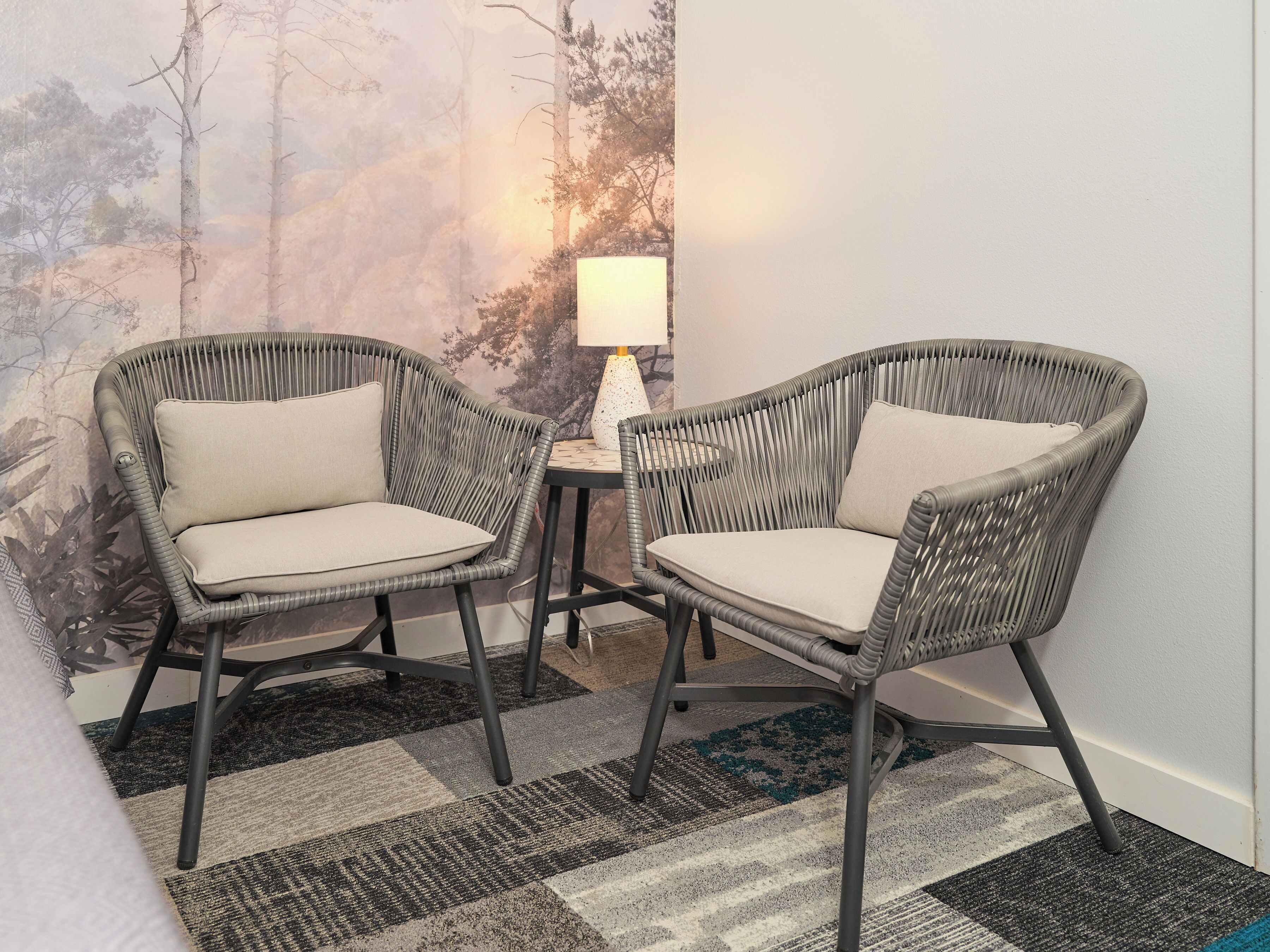 舒適雙人房, 2 張加大雙人床 | 免費無線上網、床單