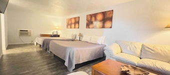 The Oakwood Inn